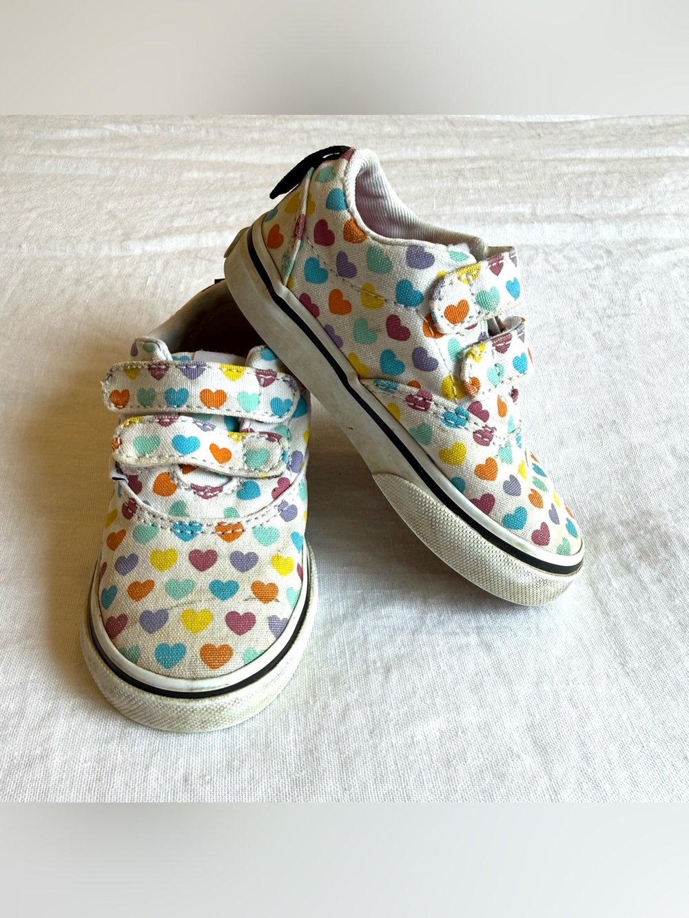 Toddler Vans Rainbow Heart Sneakers - Size 6 (toddler)